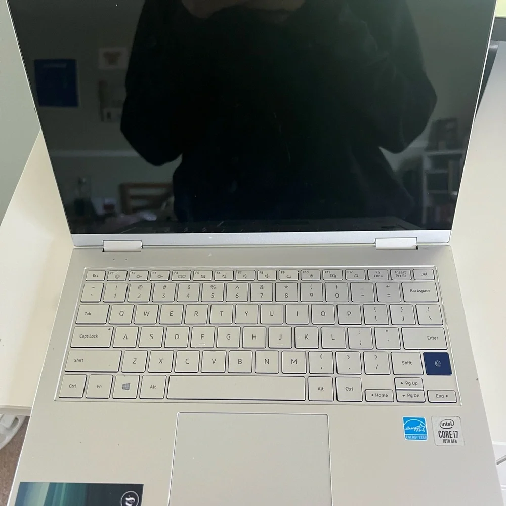 Samsung Galaxy Book Ion Intel Core i7 10th Gen.